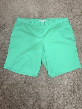 Tommy Hilfiger Women's Size 20 Green 100% Cotton EUC Shorts Beach Summer Casual